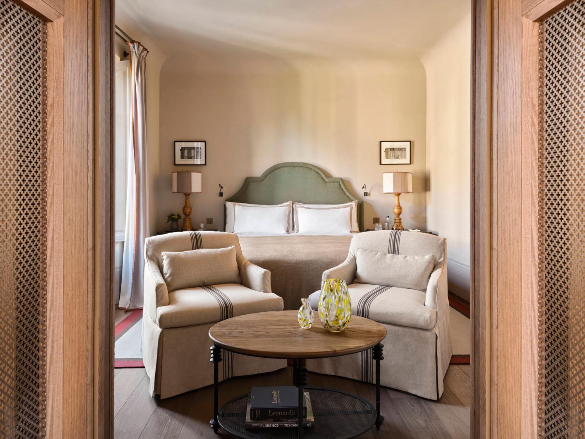 King Room,1656504275:JPEG